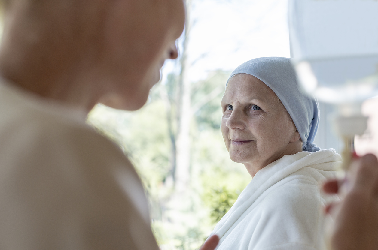 cancer-patient-receiving-palliative-care